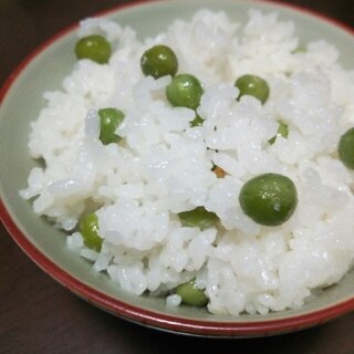 簡単ツヤツヤのグリーンピースご飯